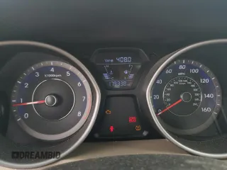2014 Hyundai Elantra SE z VIN KMHDH4AE9EU107698, wystawiony jako Copart lot #56460845 z przebiegiem 179 338 mil mil oraz Szkoda całkowita • Salvage title. Historia ofert i sprzedaży dostępna na DreamBid. Obrazek 9.