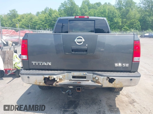 2006 Nissan Titan LE z VIN 1N6AA07B76N512436, wystawiony jako IAAI lot #42447569 z przebiegiem 152 215 mil mil oraz . Historia ofert i sprzedaży dostępna na DreamBid. Obrazek 16.