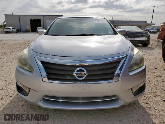 2013 Nissan Altima SV z VIN 1N4BL3AP1DN500261, wystawiony jako Copart lot #57287065 z przebiegiem 172 463 mil mil oraz Czysty tytuł • Clean title. Historia ofert i sprzedaży dostępna na DreamBid. Obrazek 5.