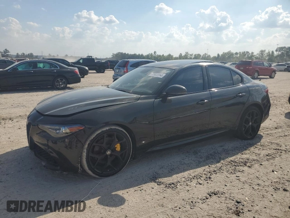 2019 Alfa Romeo Giulia Ti Sport with VIN ZARFAMBN8K7616651, listed as a Copart auction lot 72022264 with 28,763 mi miles and Salvage Title. Bid and sale history available at carsss.com. Image 1.