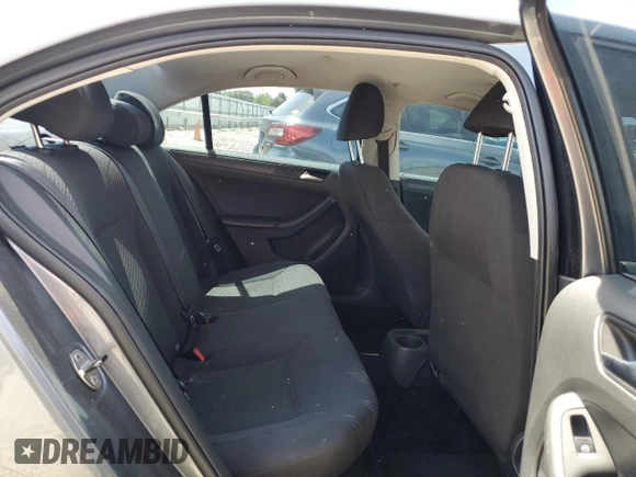 2013 Volkswagen Jetta S с VIN 3VW2K7AJ5DM216333, выставлен на аукционе Copart как лот 54557705 с пробегом 173 229 миль миль и Списание • Salvage title. История ставок и продаж доступна на DreamBid. Изображение 10.