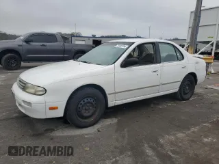 1997 Nissan Altima XE with VIN 1N4BU31D4VC232757, listed as a Copart auction lot 79102784 with 211,466 mi miles and Salvage Title. Bid and sale history available at carsss.com. Image 1.