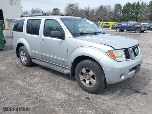 2005 Nissan Pathfinder LE with VIN 5N1AR18W65C779060, listed as a IAAI auction lot 41891214 with 192,842 mi miles. Bid and sale history available at carsss.com. Image 1.