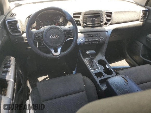 2017 Kia Sportage LX z VIN KNDPMCAC7H7163776, wystawiony jako Copart lot #60103115 z przebiegiem 150 552 mil mil oraz Czysty tytuł • Clean title. Historia ofert i sprzedaży dostępna na DreamBid. Obrazek 8.
