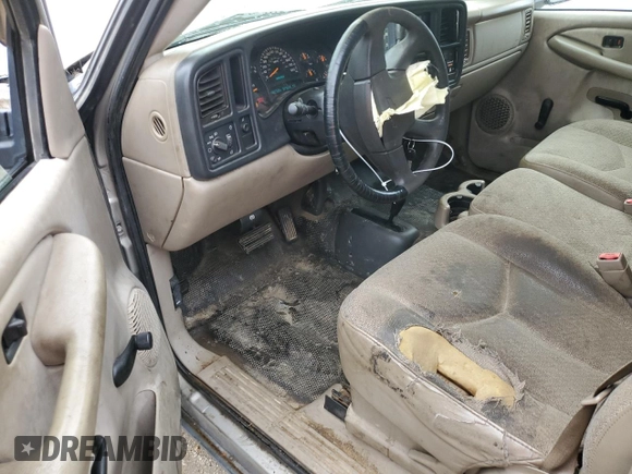 2003 Chevrolet Silverado 1500 with VIN 2GCEK19V731102554, listed as a Copart auction lot 83031934 with 279,206 mi miles and Salvage Title. Bid and sale history available at carsss.com. Image 8.