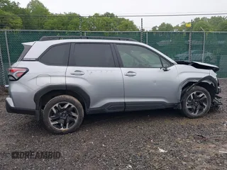 2025 Subaru Forester Limited с VIN JF2SLDRC4SH416319, выставлен на аукционе IAAI как лот 42376011 с пробегом 5 105 миль миль и . История ставок и продаж доступна на DreamBid. Изображение 14.