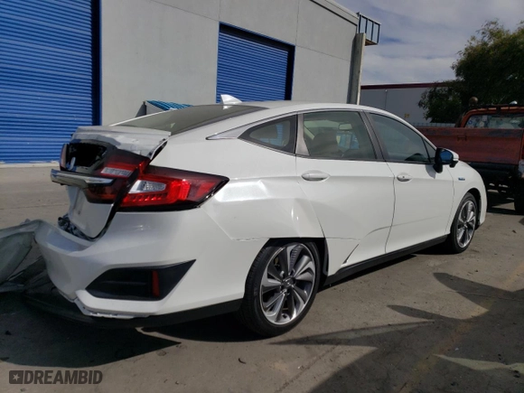 2020 Honda Clarity Plug-In Hybrid Touring with VIN JHMZC5F30LC001700, listed as a Copart auction lot 72161623 with 44,446 mi miles. Bid and sale history available at carsss.com. Image 3.
