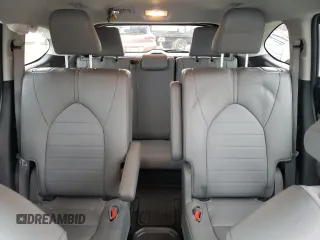 2024 Toyota Highlander LE z VIN 5TDKDRBH2RS542778, wystawiony jako Copart lot #45552575 z przebiegiem 16 554 mil mil oraz Szkoda całkowita • Salvage title. Historia ofert i sprzedaży dostępna na DreamBid. Obrazek 10.