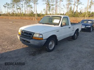 2000 Ford Ranger XL with VIN 1FTYR10VXYTA44706, listed as a IAAI auction lot 41783769 with 176,375 mi miles. Bid and sale history available at carsss.com. Image 2.