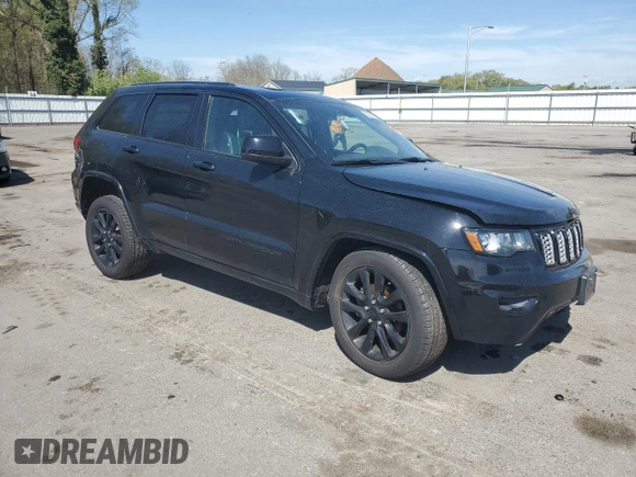 2017 Jeep Grand Cherokee Altitude z VIN 1C4RJFAGXHC828795, wystawiony jako Copart lot #53865265 z przebiegiem 65 152 mil mil oraz Szkoda całkowita • Salvage title. Historia ofert i sprzedaży dostępna na DreamBid. Obrazek 4.