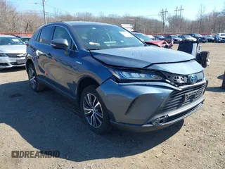 2021 Toyota Venza LE with VIN JTEAAAAH2MJ002520, listed as a IAAI auction lot 41768770 with 147,673 mi miles and . Bid and sale history available at carsss.com. Image 18.