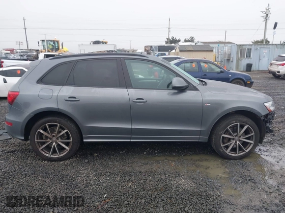 2015 Audi Q5 Premium Plus with VIN WA1DGAFP6FA081672, listed as a IAAI auction lot 41296139 with 93,376 mi miles. Bid and sale history available at carsss.com. Image 14.