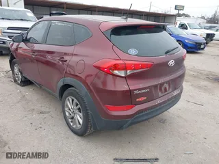2016 Hyundai Tucson SE with VIN KM8J23A4XGU041915, listed as a IAAI auction lot 41573038 with 101,937 mi miles. Bid and sale history available at carsss.com. Image 3.