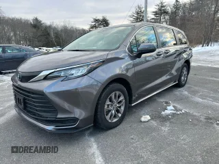 2023 Toyota Sienna LE with VIN 5TDKRKEC9PS151326, listed as a Copart auction lot 46656695 with 28,321 mi miles and Non Repairable. Bid and sale history available at carsss.com. Image 1.