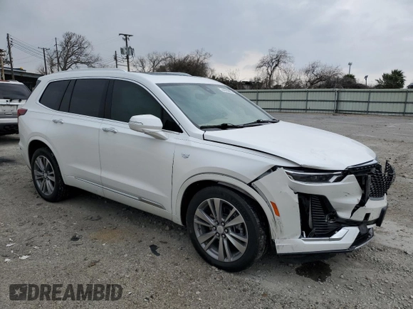2022 Cadillac XT6 Premium Luxury z VIN 1GYKPFRS0NZ150862, wystawiony jako Copart lot #44926695 z przebiegiem 39 627 mil mil oraz Szkoda całkowita • Salvage title. Historia ofert i sprzedaży dostępna na DreamBid. Obrazek 4.