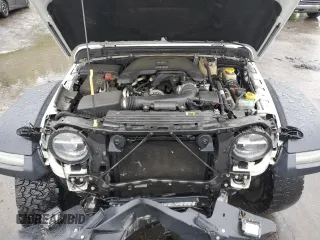 2019 Jeep Wrangler Unlimited Rubicon with VIN 1C4HJXFG8KW678265, listed as a Copart auction lot 57700695 with 120,950 mi miles and Salvage title. Bid and sale history available at DreamBid. Image 11.