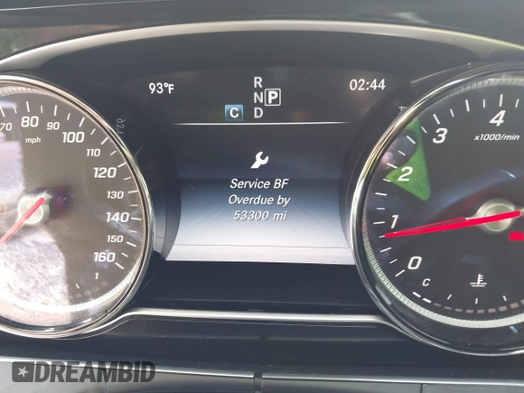 2017 Mercedes-Benz E 300 Luxury с VIN WDDZF4KB2HA012027, выставлен на аукционе IAAI как лот 42490873 с пробегом 95 361 миль миль и . История ставок и продаж доступна на DreamBid. Изображение 7.