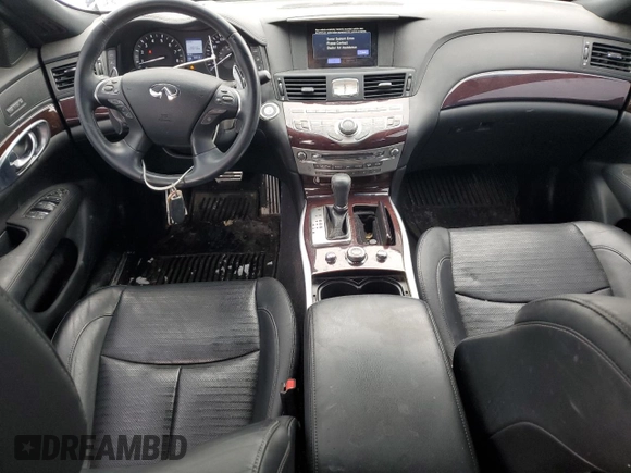 2019 Infiniti Q70 Luxe with VIN JN1BY1AR1KM586002, listed as a Copart auction lot 46111645 with 68,244 mi miles and Salvage title. Bid and sale history available at DreamBid. Image 8.