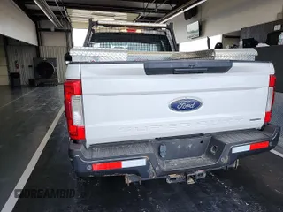 2019 Ford F-250 XL with VIN 1FT7X2B62KEE27421, listed as a IAAI auction lot 42875164 with 143,483 mi miles and . Bid and sale history available at DreamBid. Image 3.