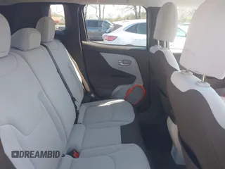 2015 Jeep Renegade Latitude with VIN ZACCJABT1FPB80079, listed as a IAAI auction lot 41768086 with 125,467 mi miles. Bid and sale history available at carsss.com. Image 8.