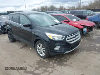 2019 Ford Escape SE z VIN 1FMCU9GD1KUA45891, wystawiony jako IAAI lot #41982627 z przebiegiem 97 546 mil mil oraz . Historia ofert i sprzedaży dostępna na DreamBid. Obrazek 1.