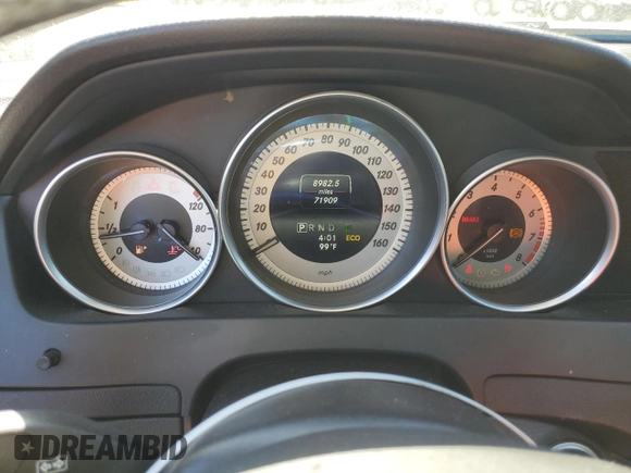 2014 Mercedes-Benz C 300 Sport z VIN WDDGF8AB2EA951478, wystawiony jako Copart lot #56416245 z przebiegiem 71 909 mil mil oraz Szkoda całkowita • Salvage title. Historia ofert i sprzedaży dostępna na DreamBid. Obrazek 9.