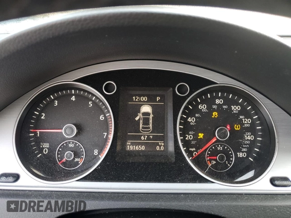 2014 Volkswagen CC Sport с VIN WVWBN7AN5EE517740, выставлен на аукционе Copart как лот 55872735 с пробегом 191 650 миль миль и Списание • Salvage title. История ставок и продаж доступна на DreamBid. Изображение 9.