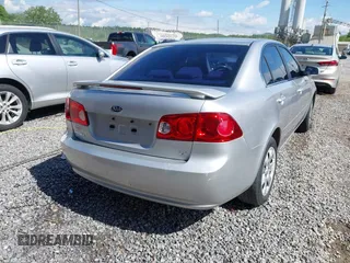 2008 Kia Optima LX z VIN KNAGE123385225909, wystawiony jako IAAI lot #42184219 z przebiegiem 118 300 mil mil oraz . Historia ofert i sprzedaży dostępna na DreamBid. Obrazek 4.