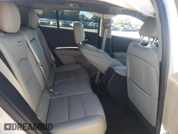 2022 Cadillac XT4 FWD Luxury с VIN 1GYAZAR48NF105857, выставлен на аукционе Copart как лот 81263584 с пробегом 17 352 миль миль и На запчасти • Non repairable. История ставок и продаж доступна на DreamBid. Изображение 11.