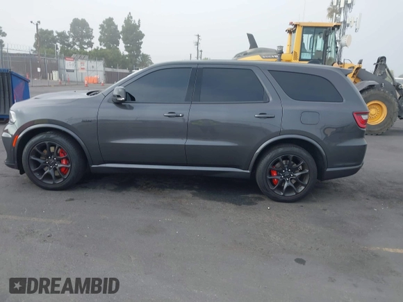 2023 Dodge Durango SRT 392 Premium z VIN 1C4SDJGJ2PC692935, wystawiony jako IAAI lot #41029734 z przebiegiem 7 191 mil mil oraz . Historia ofert i sprzedaży dostępna na DreamBid. Obrazek 14.