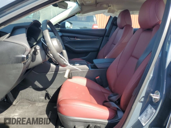 2025 Mazda 3 S Carbon Edition with VIN 3MZBPBCM4SM454067, listed as a Copart auction lot 43981255 with 2,396 mi miles and Clean Title. Bid and sale history available at DreamBid. Image 7.