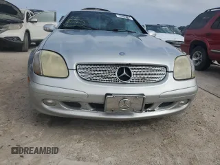 2004 Mercedes-Benz SLK-Class with VIN WDBKK65F54F304252, listed as a Copart auction lot 74955804 with 0 mi miles and Salvage Title. Bid and sale history available at carsss.com. Image 5.