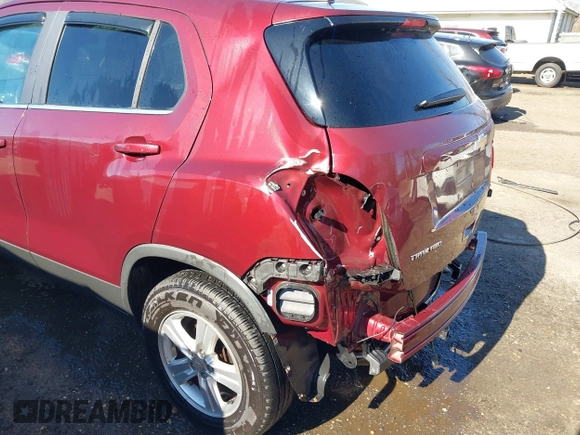 2017 Chevrolet Trax LT with VIN 3GNCJPSB2HL187166, listed as a IAAI auction lot 41793610 with 139,466 mi miles. Bid and sale history available at carsss.com. Image 6.