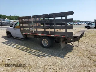 1997 Chevrolet Silverado 3500 z VIN 1GBJK34R1VF054943, wystawiony jako Copart lot #68689614 z przebiegiem 67 852 mil mil oraz Szkody całkowita. Historia ofert i sprzedaży dostępna na DreamBid. Obrazek 2.