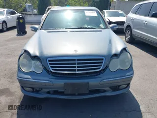 2007 Mercedes-Benz C 230 Sport с VIN WDBRF52H07F903261, выставлен на аукционе IAAI как лот 42564470 с пробегом 209 567 миль миль и . История ставок и продаж доступна на DreamBid. Изображение 6.