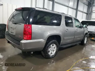 2012 GMC Yukon XL SLT with VIN 1GKS2KE73CR289965, listed as a Copart auction lot 85985984 with 138,742 mi miles and Salvage Title. Bid and sale history available at carsss.com. Image 3.