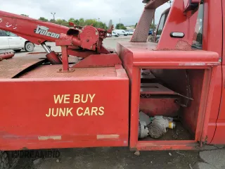 1996 Chevrolet Silverado 3500 HD with VIN 1GBJC34JXTE230253, listed as a Copart auction lot 72327094 with 253,737 mi miles and Salvage Title. Bid and sale history available at carsss.com. Image 6.