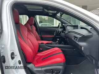 2022 Lexus UX 250h F Sport z VIN JTHR9JBH5N2060372, wystawiony jako Copart lot #61839575 z przebiegiem 110 619 mil mil oraz Czysty tytuł • Clean title. Historia ofert i sprzedaży dostępna na DreamBid. Obrazek 5.
