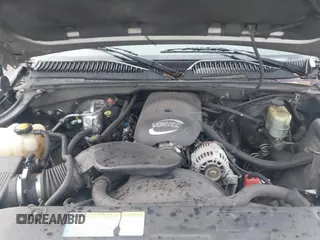 2001 GMC Sierra 1500 SLE z VIN 2GTEC19V711312775, wystawiony jako IAAI lot #40762532 z przebiegiem 230 372 mil mil oraz . Historia ofert i sprzedaży dostępna na DreamBid. Obrazek 10.
