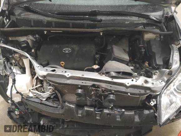 2017 Toyota Sienna XLE with VIN 5TDDZ3DC4HS166141, listed as a Copart auction lot 64357715 with 124,184 mi miles and Salvage title. Bid and sale history available at DreamBid. Image 12.