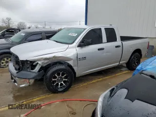 2014 Ram 1500 Tradesman z VIN 1C6RR7FG1ES204657, wystawiony jako Copart lot #50946195 z przebiegiem 112 572 mil mil oraz Szkoda całkowita • Salvage title. Historia ofert i sprzedaży dostępna na DreamBid. Obrazek 1.