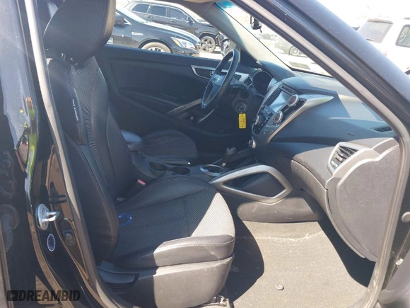 2013 Hyundai Veloster w/Black Int with VIN KMHTC6AD1DU111031, listed as a IAAI auction lot 41816195 with 108,832 mi miles. Bid and sale history available at carsss.com. Image 5.
