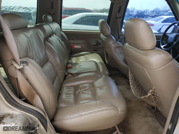 1999 Chevrolet Tahoe with VIN 1GNEC13RXXJ481481, listed as a Copart auction lot 50137645 with 233,418 mi miles and Salvage Title. Bid and sale history available at carsss.com. Image 11.