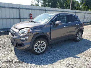 2016 FIAT 500X Lounge with VIN ZFBCFYDTXGP383559, listed as a Copart auction lot 61990675 with 149,709 mi miles and Clean title. Bid and sale history available at DreamBid. Image 1.