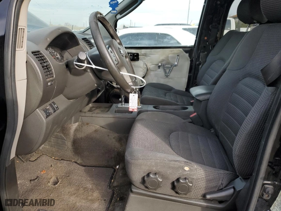 2005 Nissan Frontier 4WD SE with VIN 1N6AD06W45C402708, listed as a Copart auction lot 43715675 with 174,745 mi miles and Salvage Title. Bid and sale history available at carsss.com. Image 7.