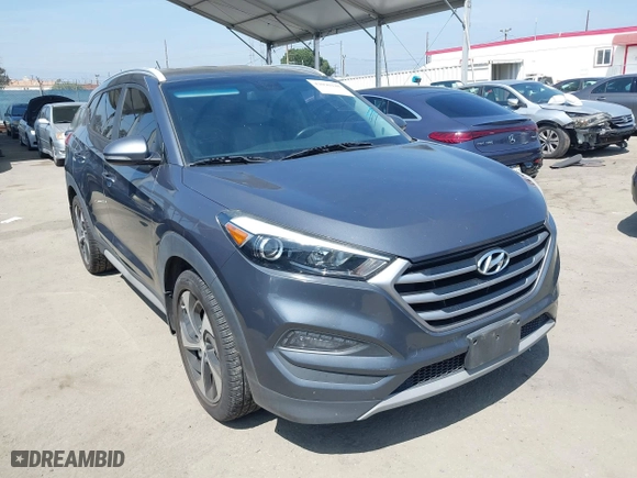 2017 Hyundai Tucson Value with VIN KM8J33A26HU385271, listed as a IAAI auction lot 42090148 with 95,170 mi miles. Bid and sale history available at carsss.com. Image 1.