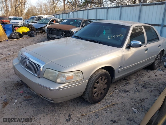 2007 Mercury Grand Marquis LS with VIN 2MEHM75V77X605048, listed as a IAAI auction lot 41622774 with 172,354 mi miles. Bid and sale history available at carsss.com. Image 2.