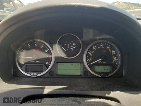 2011 Land Rover LR2 HSE z VIN SALFR2BN0BH269858, wystawiony jako Copart lot #60857575 z przebiegiem 114 175 mil mil oraz Szkoda całkowita • Salvage title. Historia ofert i sprzedaży dostępna na DreamBid. Obrazek 9.