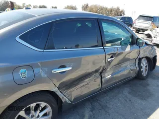 2019 Nissan Sentra SV z VIN 3N1AB7AP5KL621083, wystawiony jako IAAI lot #41838523 z przebiegiem 121 207 mil mil oraz . Historia ofert i sprzedaży dostępna na DreamBid. Obrazek 6.