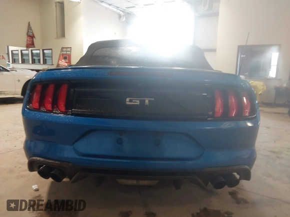 2020 Ford Mustang GT Premium z VIN 1FATP8FF4L5113062, wystawiony jako IAAI lot #41971710 z przebiegiem 111 864 mil mil oraz . Historia ofert i sprzedaży dostępna na DreamBid. Obrazek 16.